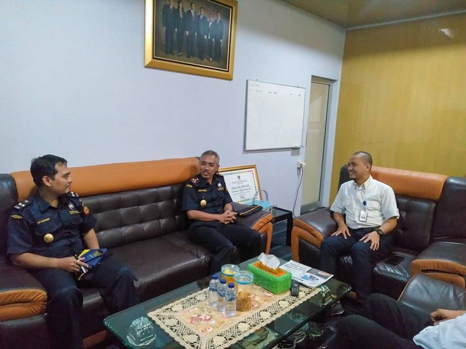 Tingkatkan Sinergi dan Pelayanan di Bandara Sultan Iskandar Muda, Bea Cukai Banda Aceh Kunjungi Angkasa Pura