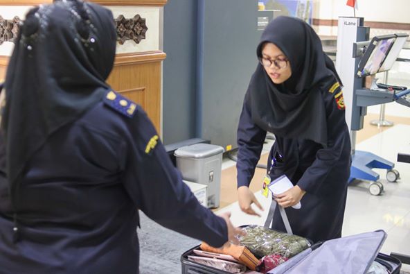 Tingkatkan Pelayanan Terhadap Penumpang, Bea Cukai Banda Aceh Laksanakan Simulasi Kegiatan Pelayanan di Bandara
